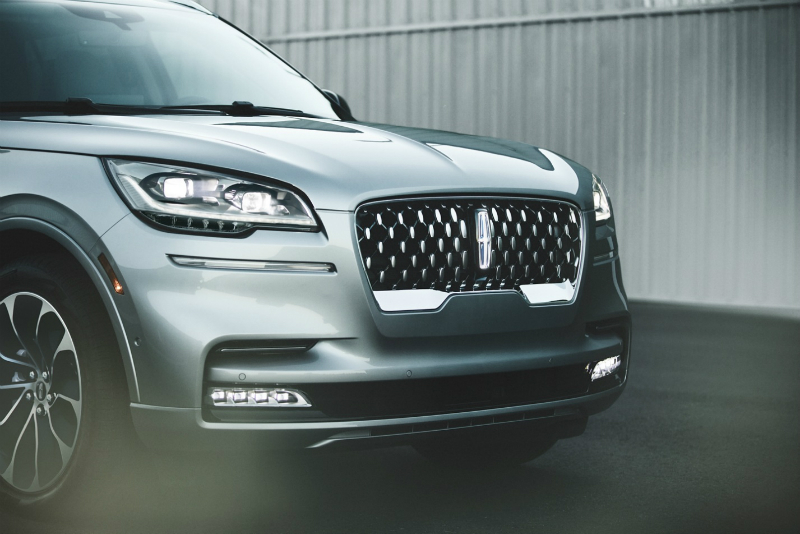 A Lincoln Car Dealership Near Me: Tips To Help Choose The Best