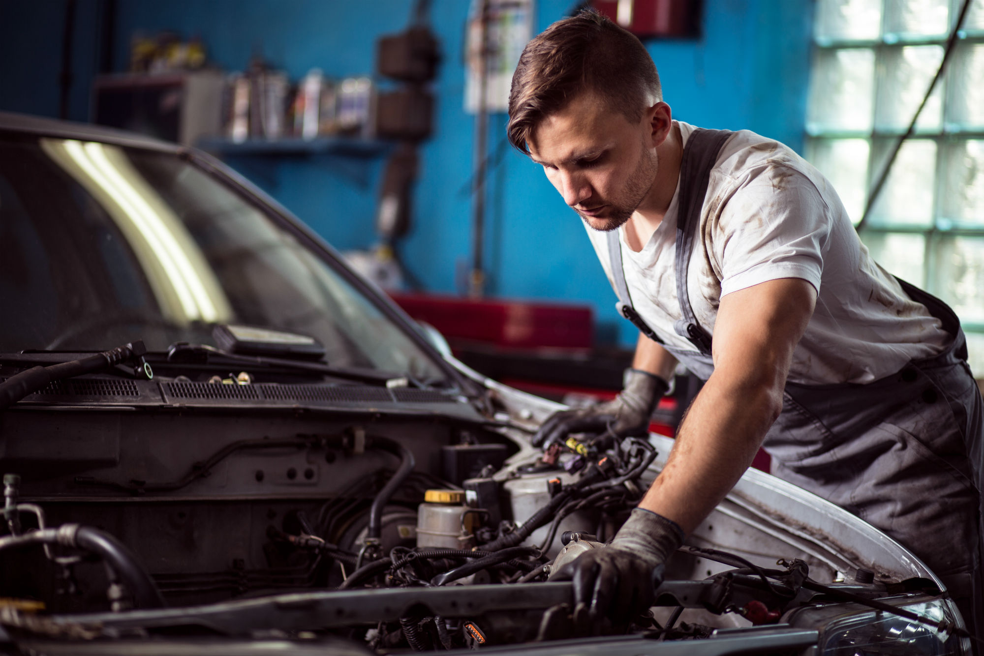 Auto Mechanic in Denver
